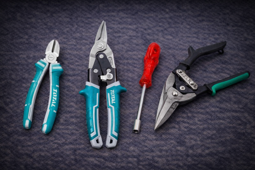 SAÇ KESME VE YANKESKİLER